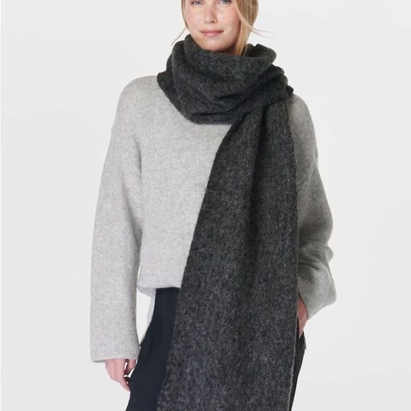 Sweaty Betty Black Charcoal Gray Scarf new with tags - Picture 10 of 13